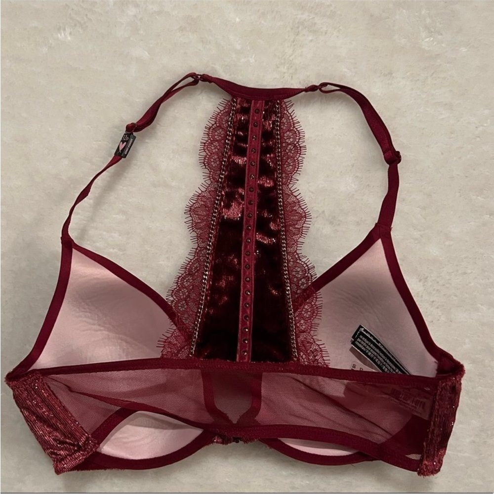 Victoria’s Secret - Picture 4 of 8
